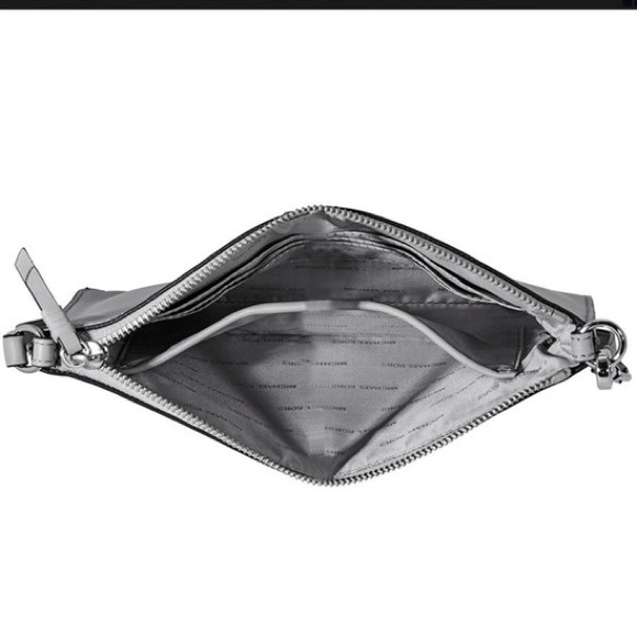 MICHAEL KORS
Medium Convertible Leather Pouch- Pearl Grey - Picture 6 of 16